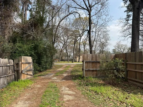 $400,000 | 30227 East Geneva Drive, Spring, TX 77386