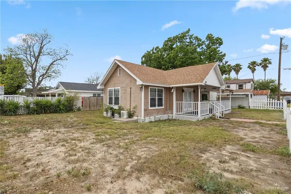 $1,200 | 917 North 21st Street, McAllen, TX 78501