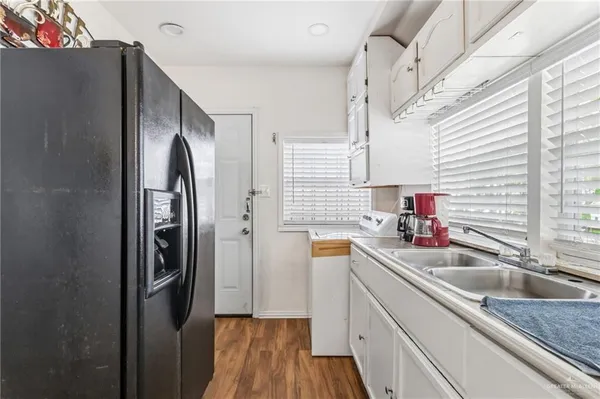 $1,200 | 917 North 21st Street, McAllen, TX 78501