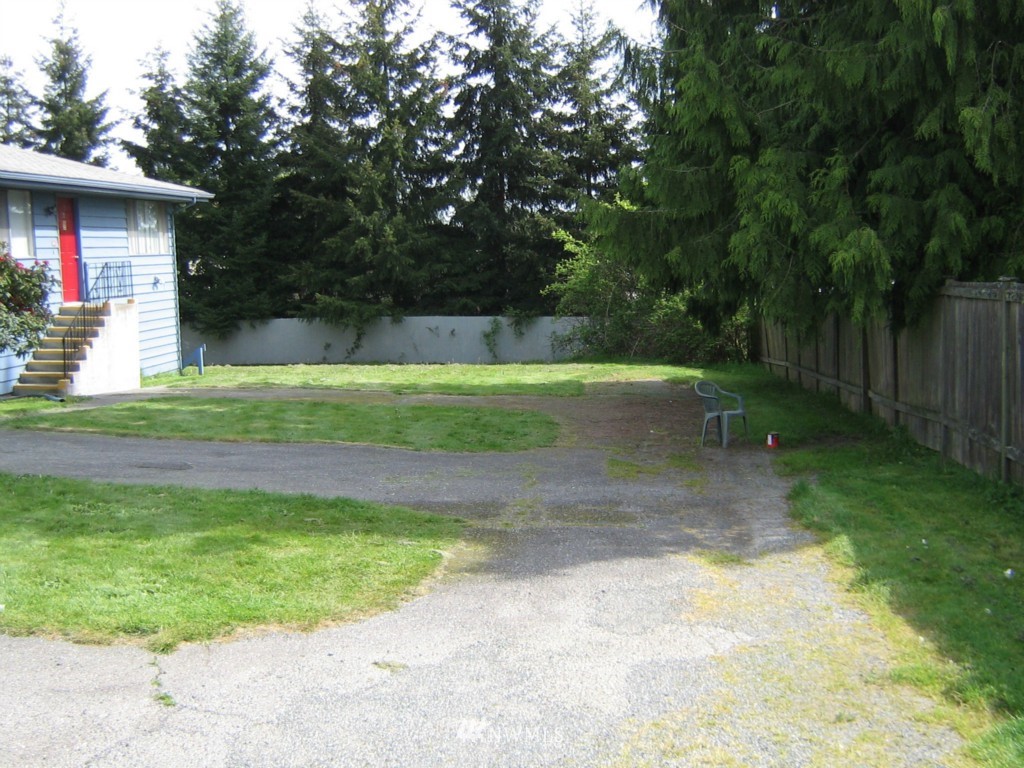 11715 Center Road Everett, WA 98204 - Photo 10 of 10