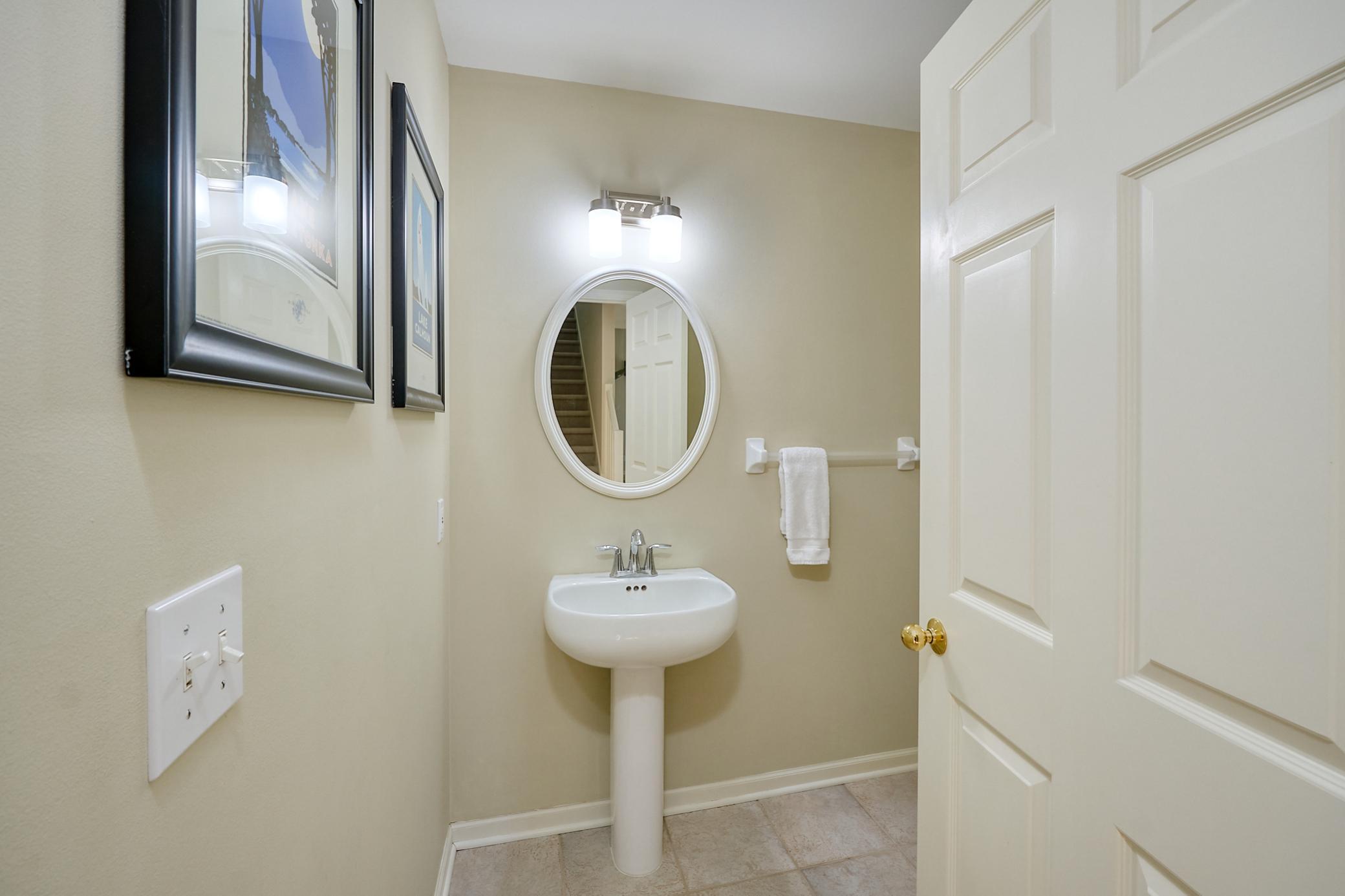 1501 Hollybrook Road Wayzata, MN 55391 - Photo 21 of 33 Gallery Image 21