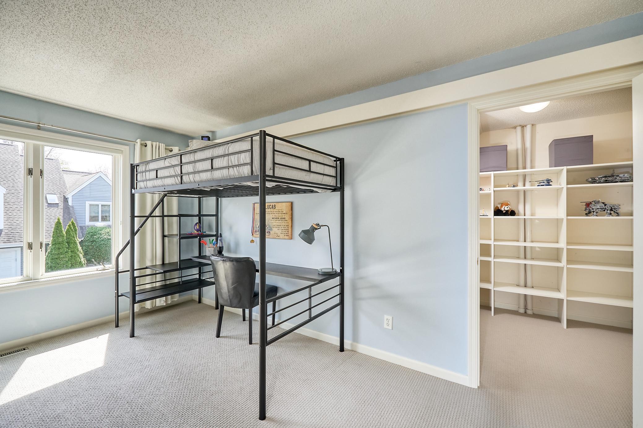 1501 Hollybrook Road Wayzata, MN 55391 - Photo 26 of 33 Gallery Image 26