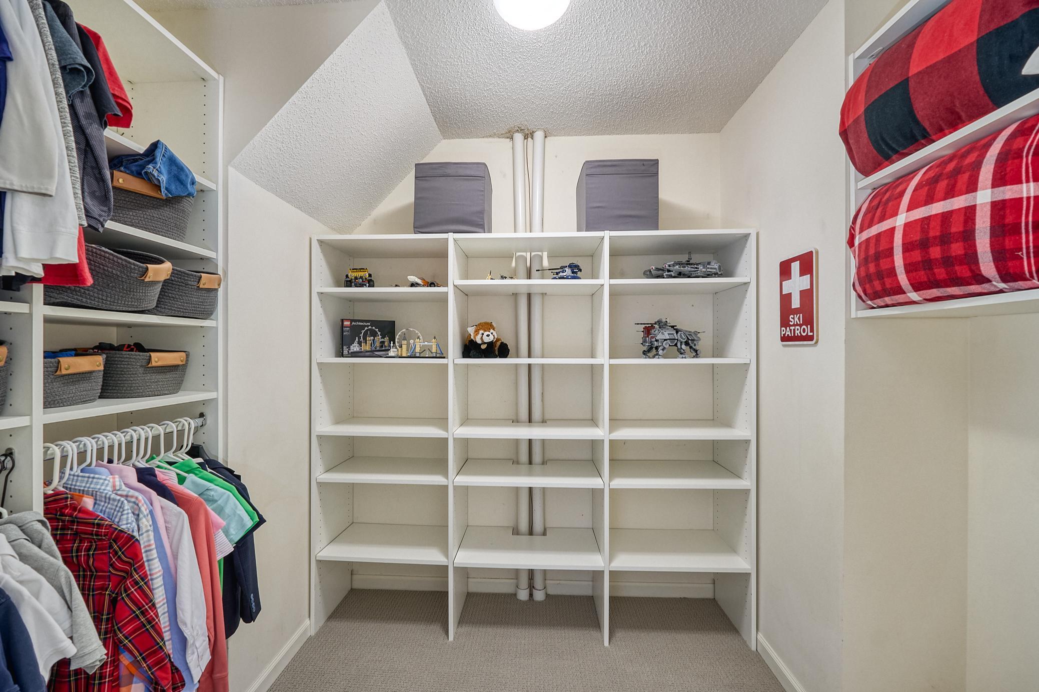 1501 Hollybrook Road Wayzata, MN 55391 - Photo 30 of 33 Gallery Image 30