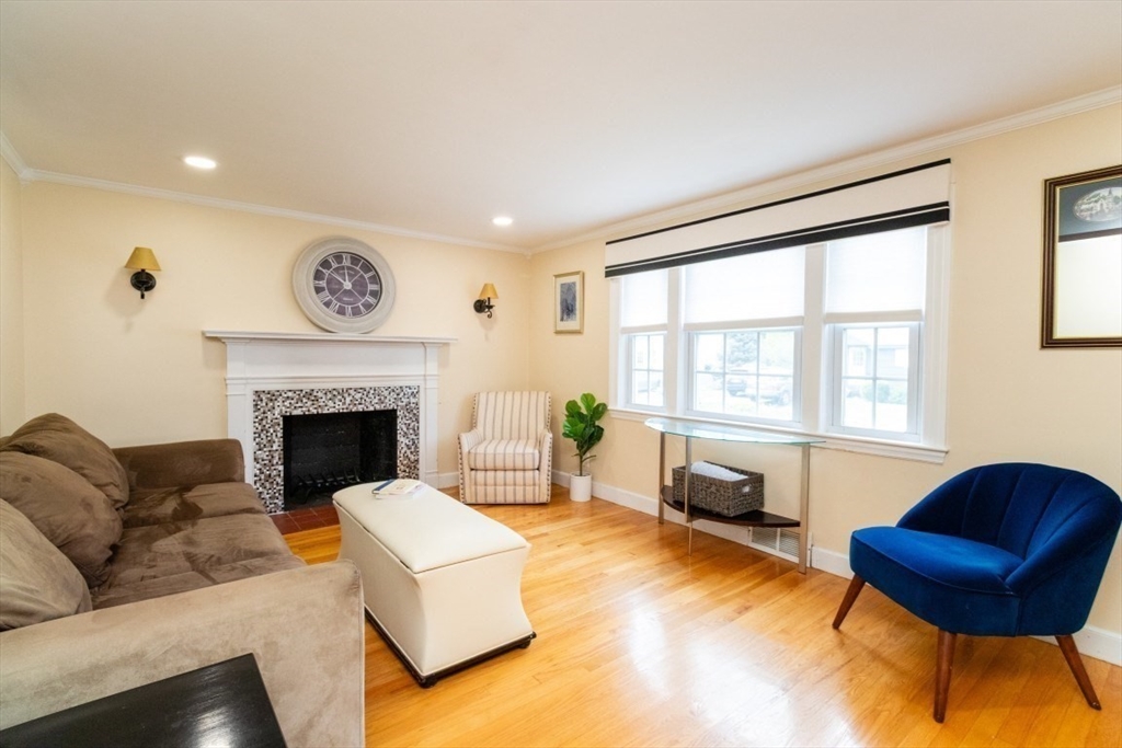 52 Chisholm Road Weymouth, MA 02190 - Photo 11 of 32 Gallery Image 11