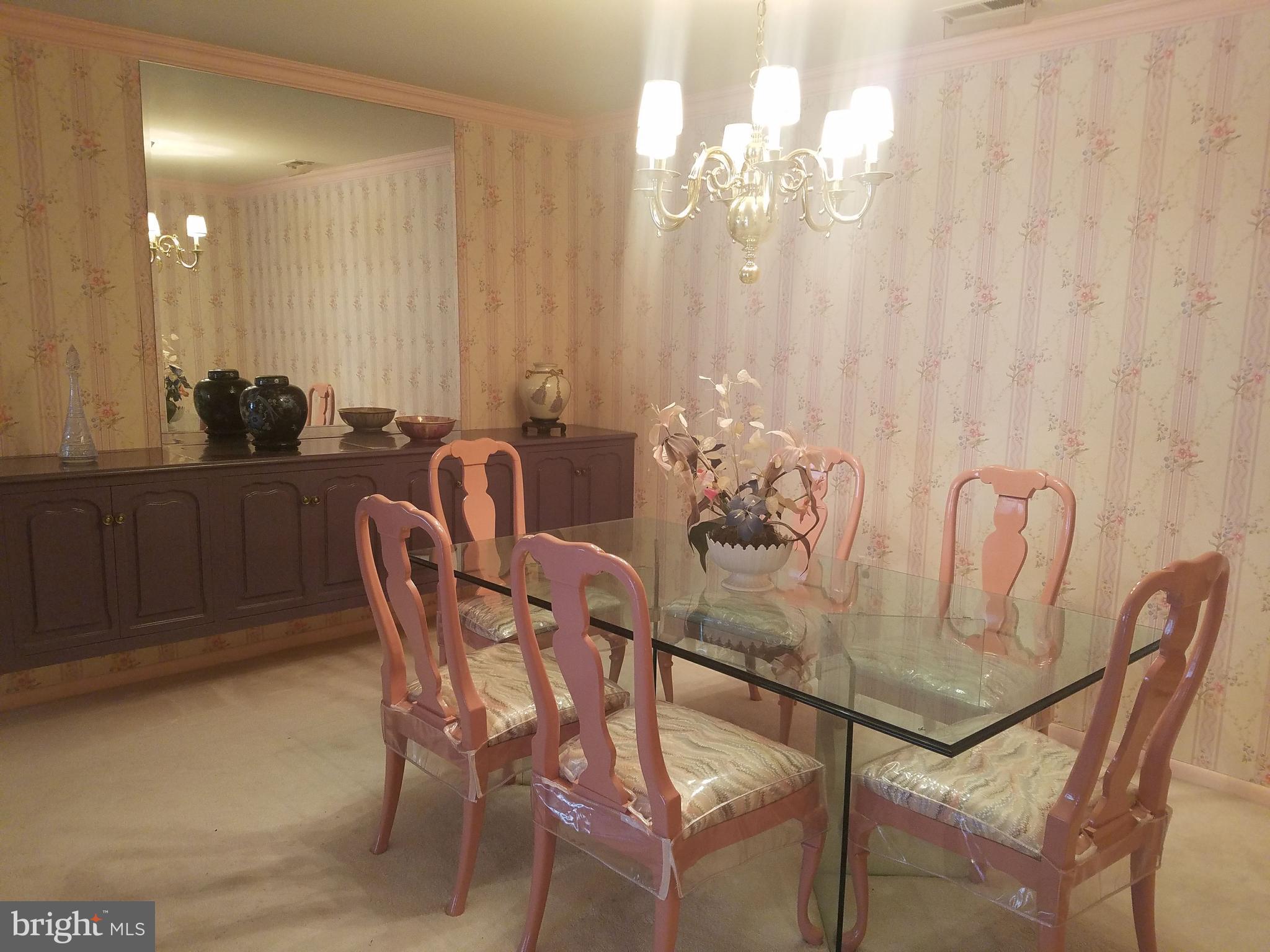 3021 Fallstaff Road, Unit 508B Baltimore, MD 21209 - Photo 7 of 22 Dining Room