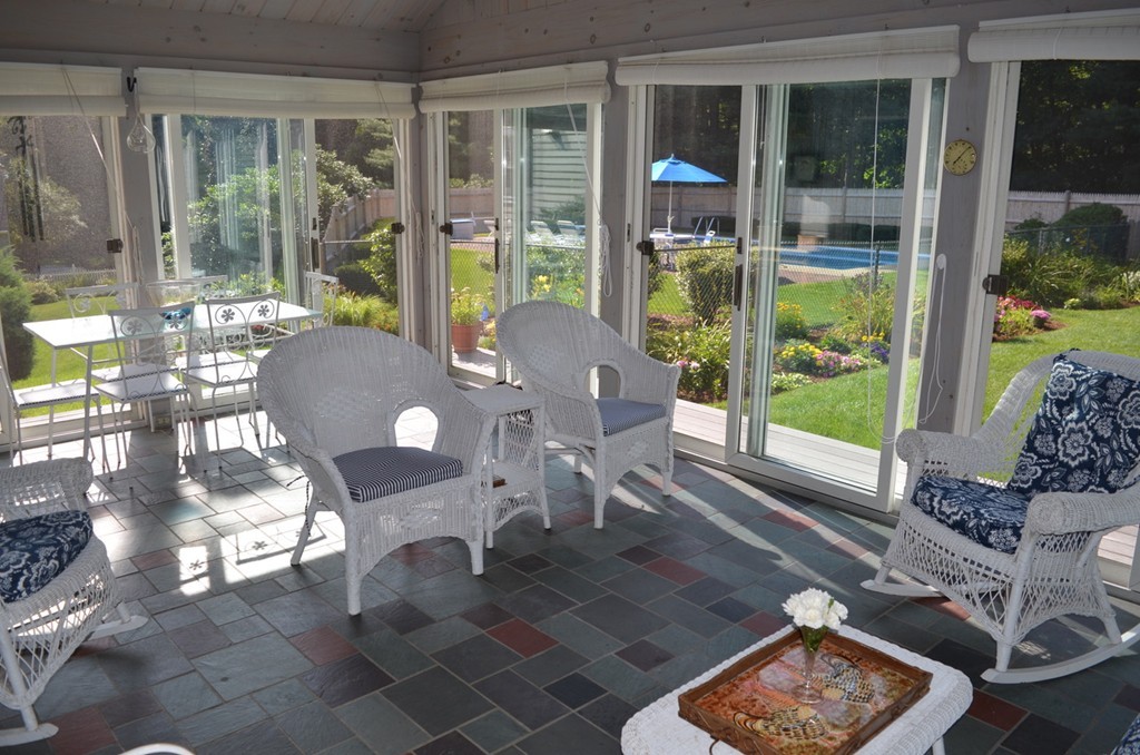 9 Butternut Road Westford, MA 01886 - Photo 4 of 24