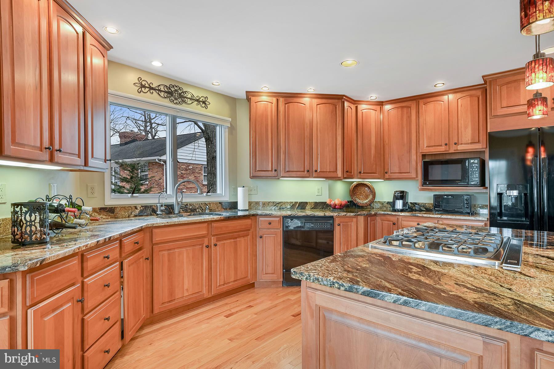 3922 Cove Road Edgewater, MD 21037 - Photo 18 of 47 Gorgeous cabinets and wrap-around views