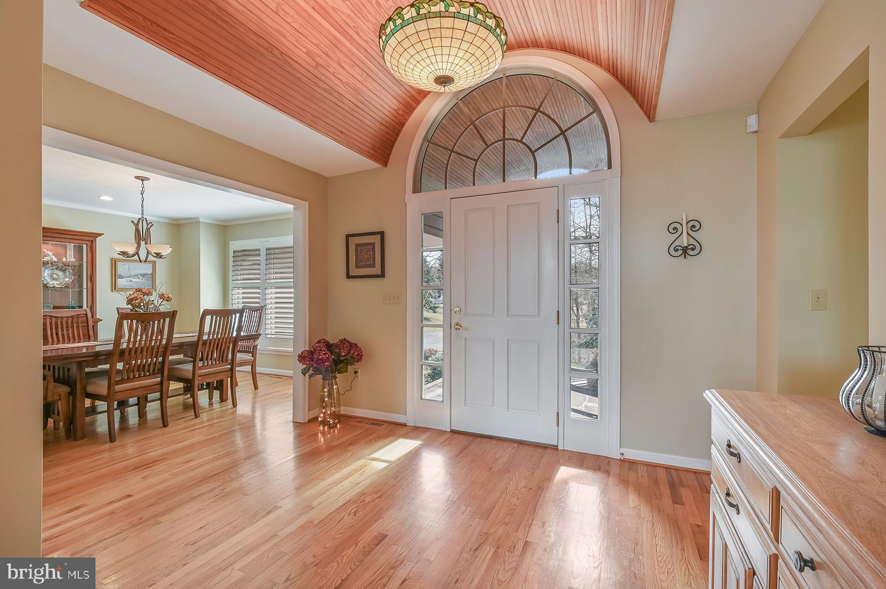 3922 Cove Road Edgewater, MD 21037 - Photo 8 of 47 Beautiful barrel vault in the foyer