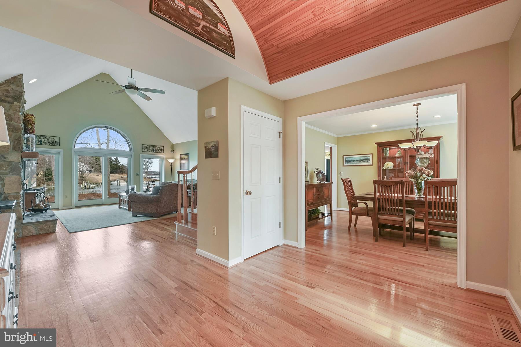 3922 Cove Road Edgewater, MD 21037 - Photo 9 of 47 Flowing floor plan with living room ahead