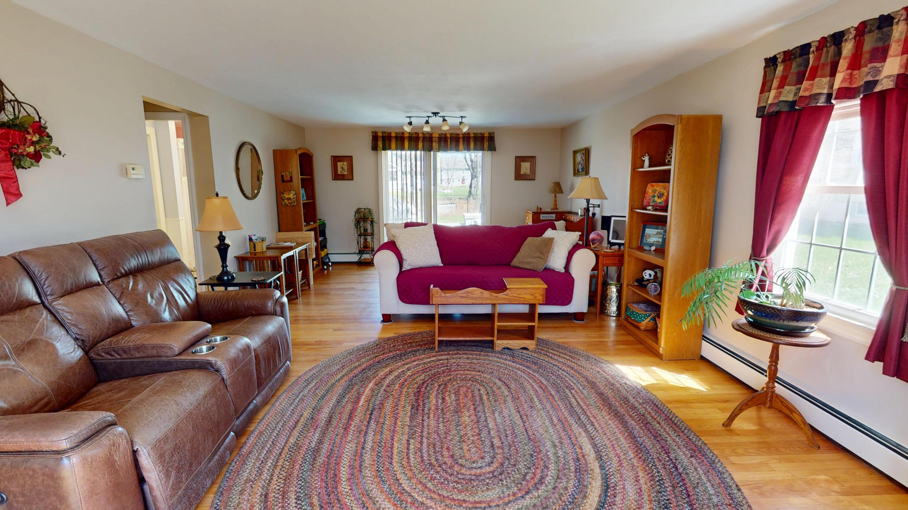 18 Sunset Drive Orono, ME 04473 - Photo 22 of 49 21