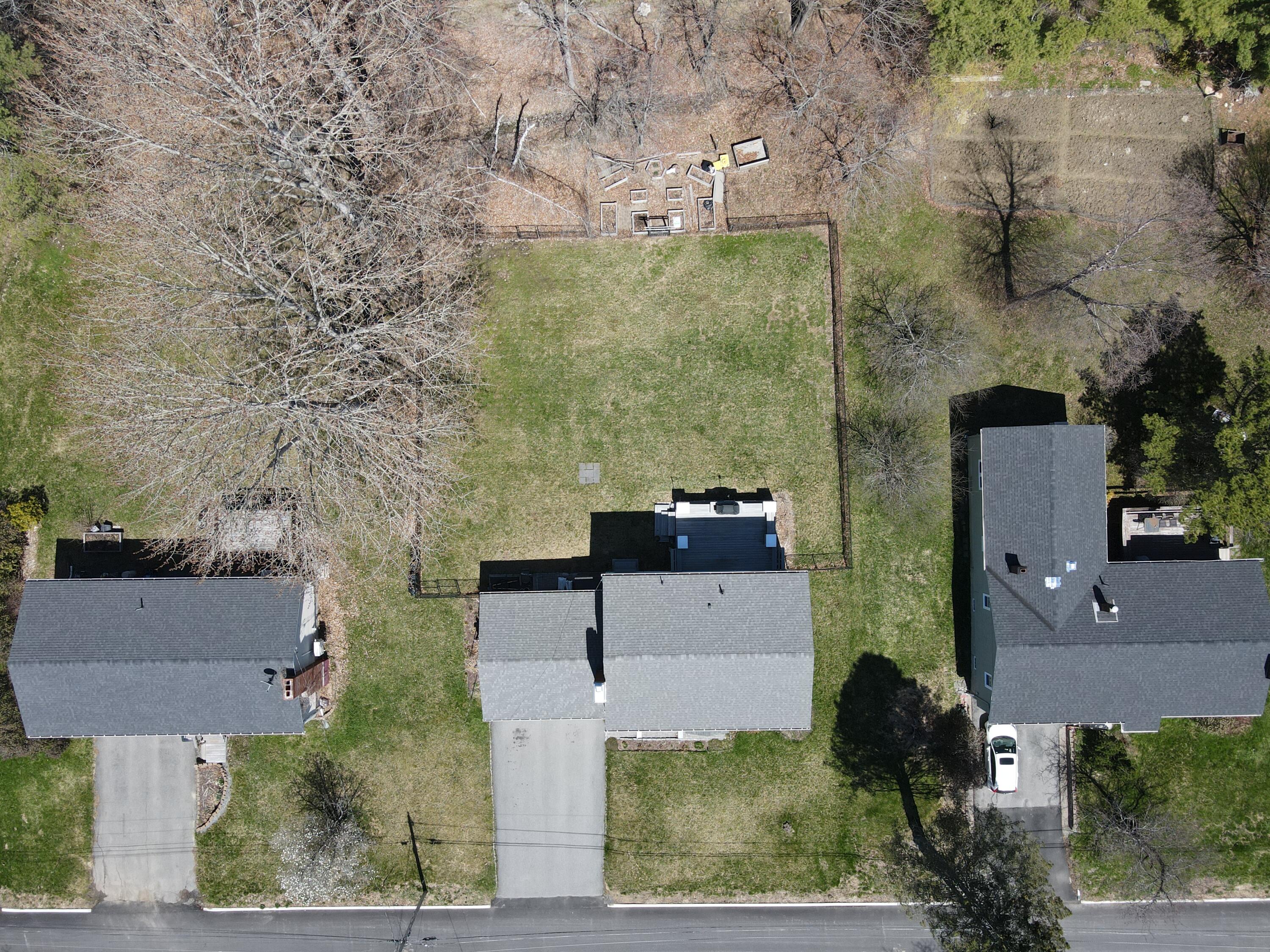 18 Sunset Drive Orono, ME 04473 - Photo 3 of 49 3
