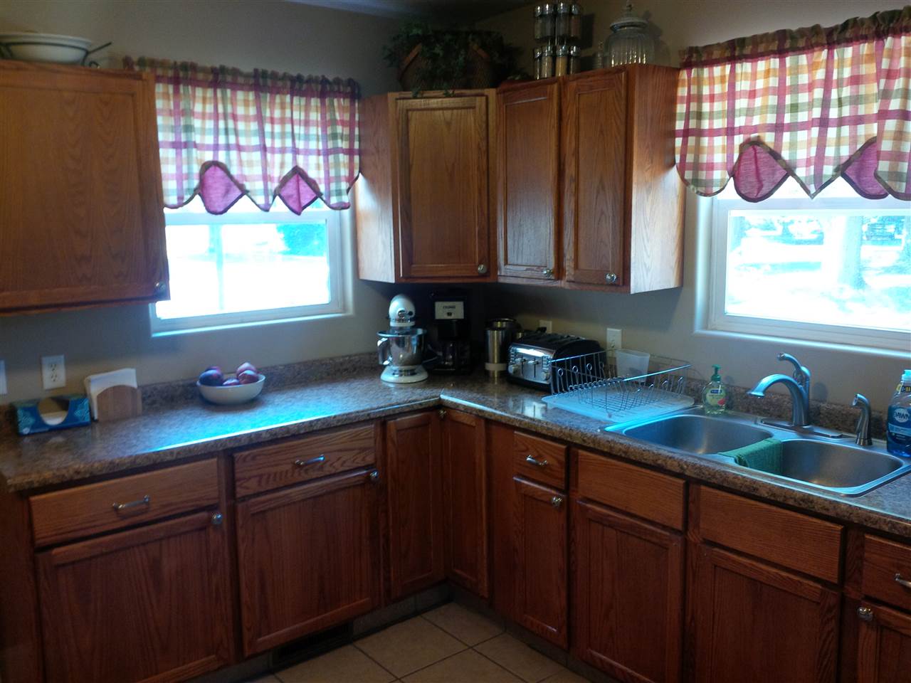 1201 Monroe Street Rochester, IN 46975 - Photo 7 of 13