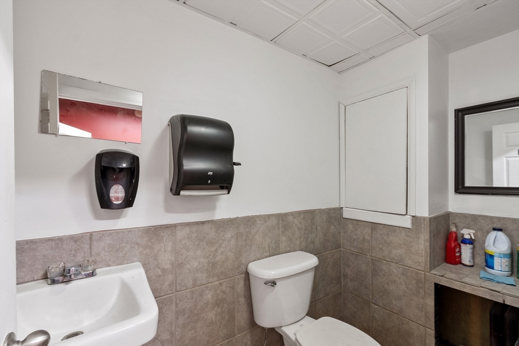 79-81 Bemis Road Fitchburg, MA 01420 - Photo 29 of 34