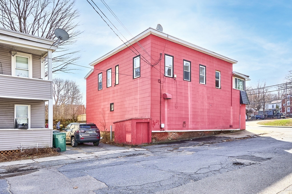 79-81 Bemis Road Fitchburg, MA 01420 - Photo 4 of 34