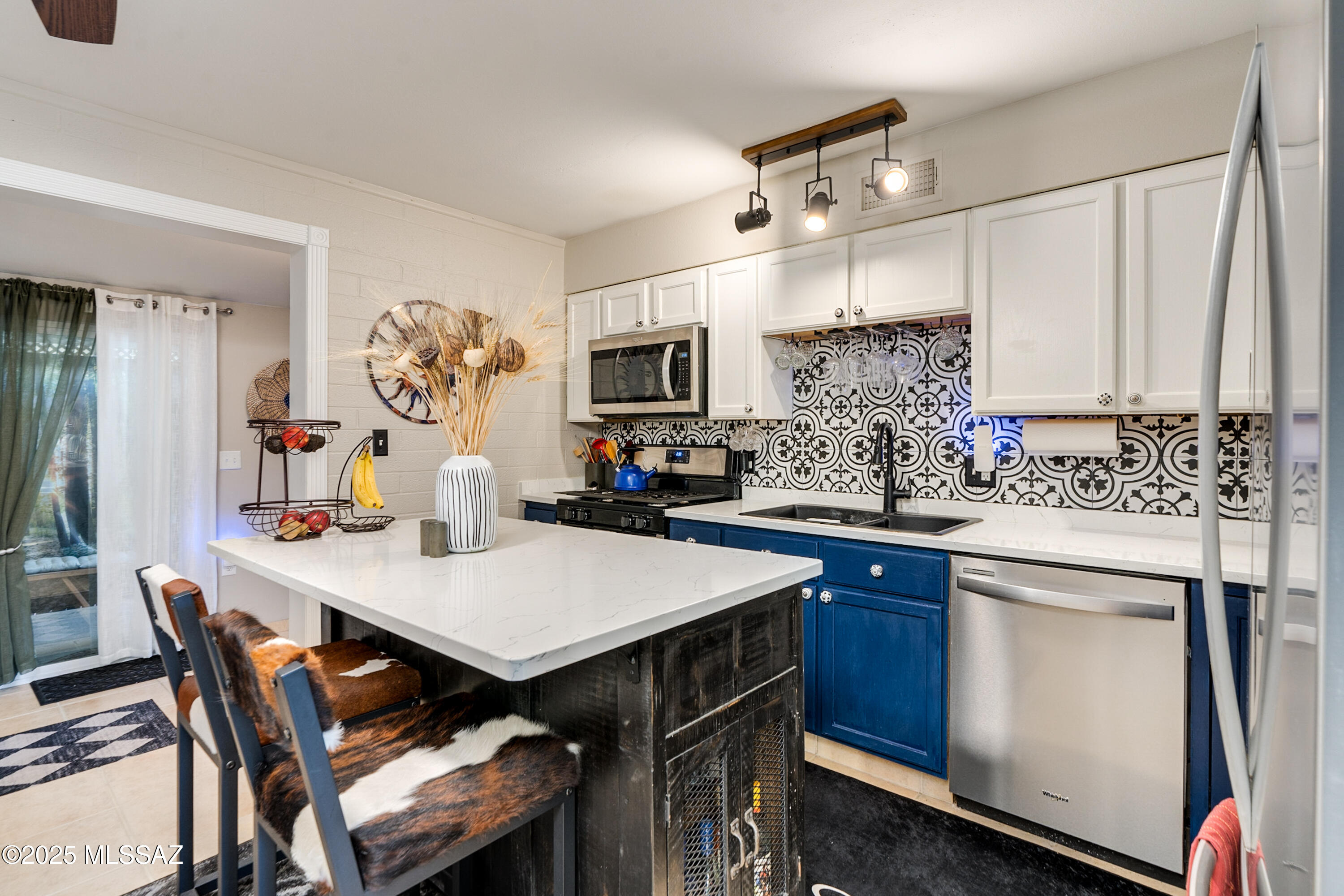 360 North Silverbell Road Tucson, AZ 85745 - Photo 10 of 34 Gallery Image 10