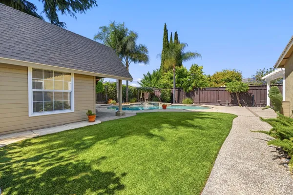 $1,749,000 | 711 Chatsworth Place, San Jose, CA 95128