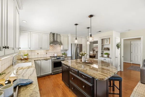 $1,749,000 | 711 Chatsworth Place, San Jose, CA 95128