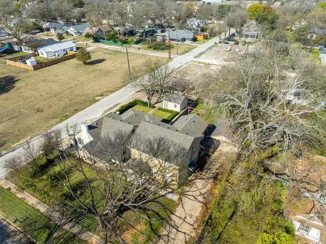 $299,900 | 303 Craig Street, Hillsboro, TX 76645