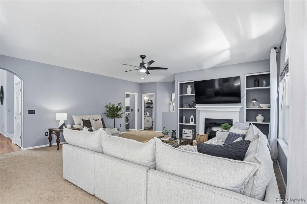 10330 Lions Path Lone Tree, CO 80124 - Photo 11 of 47