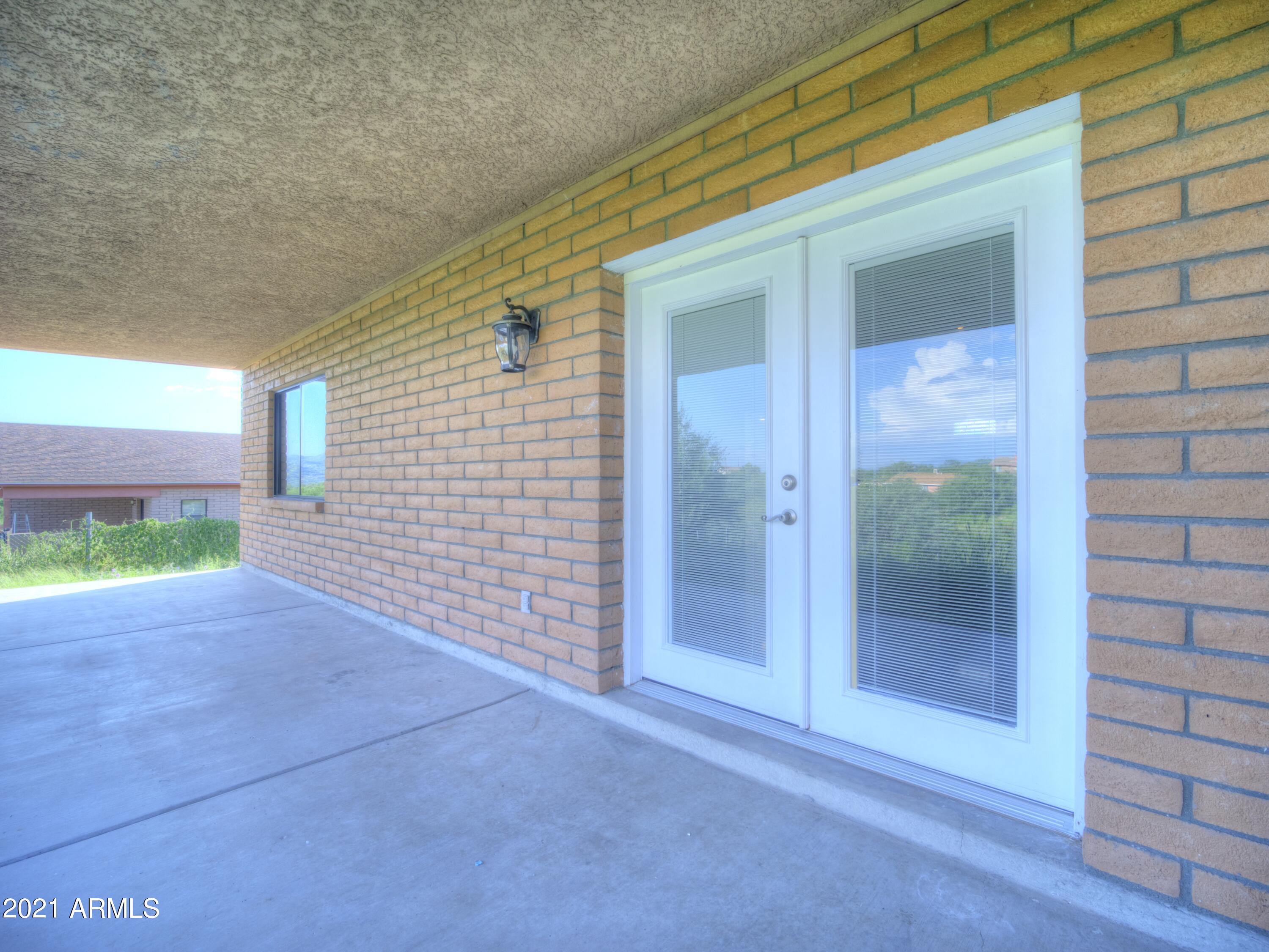 982 Circulo Tumbleweed Rio Rico, AZ 85648 - Photo 9 of 28 9