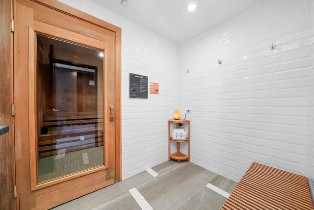 a view of an entryway of the house