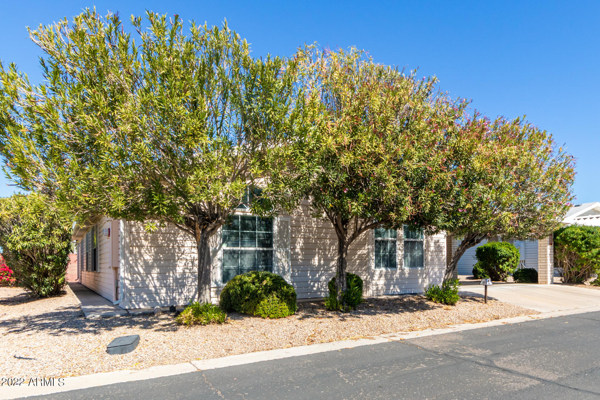 2550 South Ellsworth Road, Unit 10 Mesa, AZ 85209 - Photo 2 of 46 02 - Ellsworth