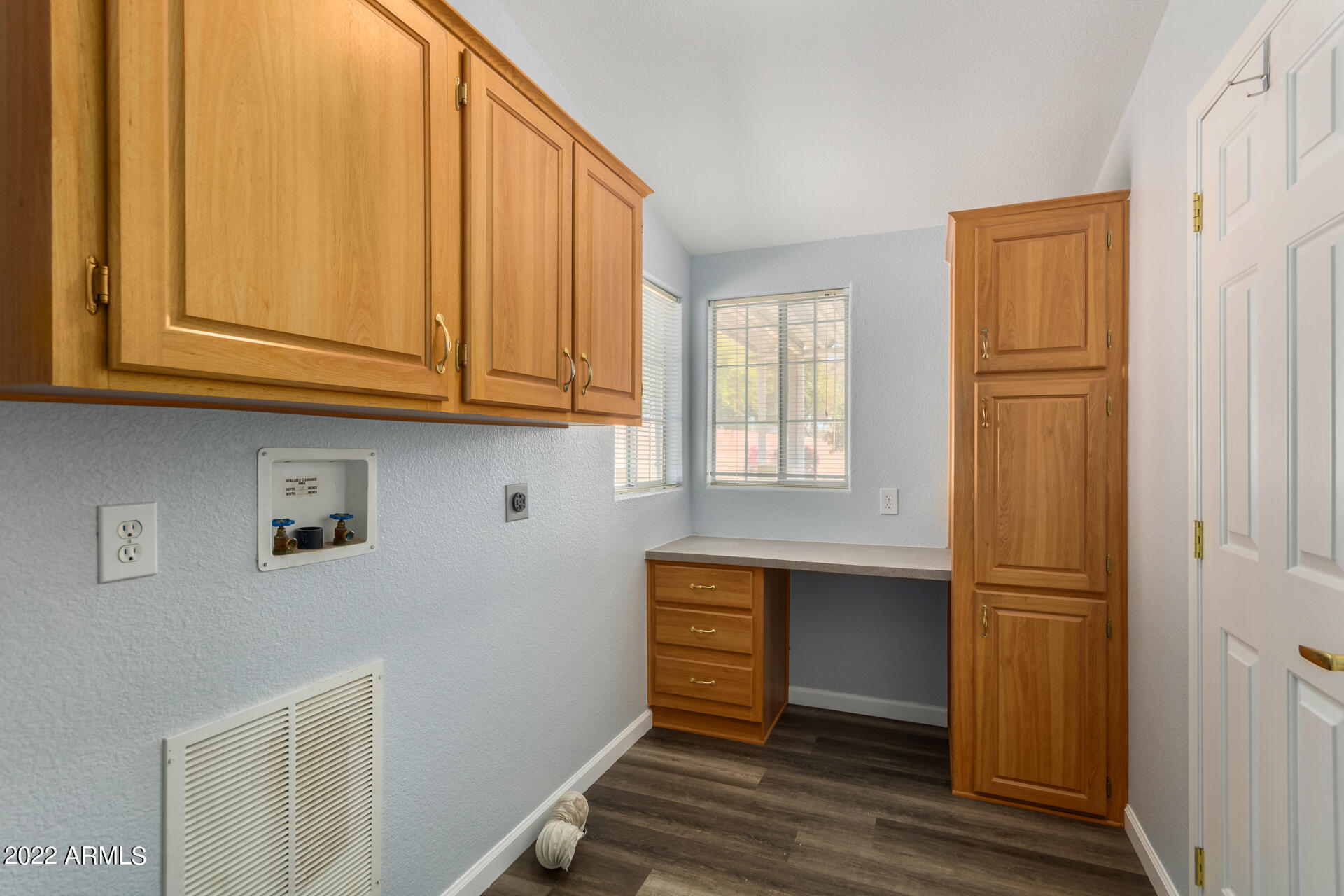 2550 South Ellsworth Road, Unit 10 Mesa, AZ 85209 - Photo 31 of 46 33 - Ellsworth