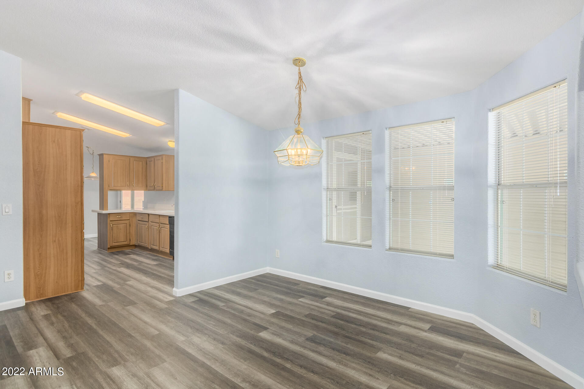 2550 South Ellsworth Road, Unit 10 Mesa, AZ 85209 - Photo 8 of 46 06 - Ellsworth