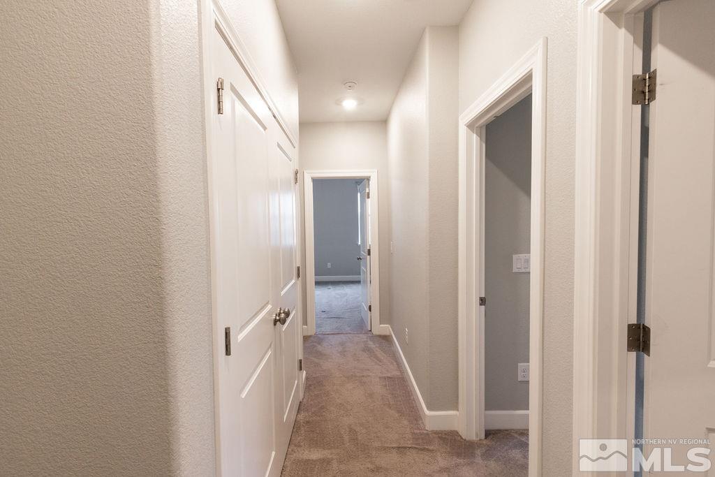 1845 Dark Horse Road, Unit B Reno, NV 89521 - Photo 6 of 25 a view of a hallway