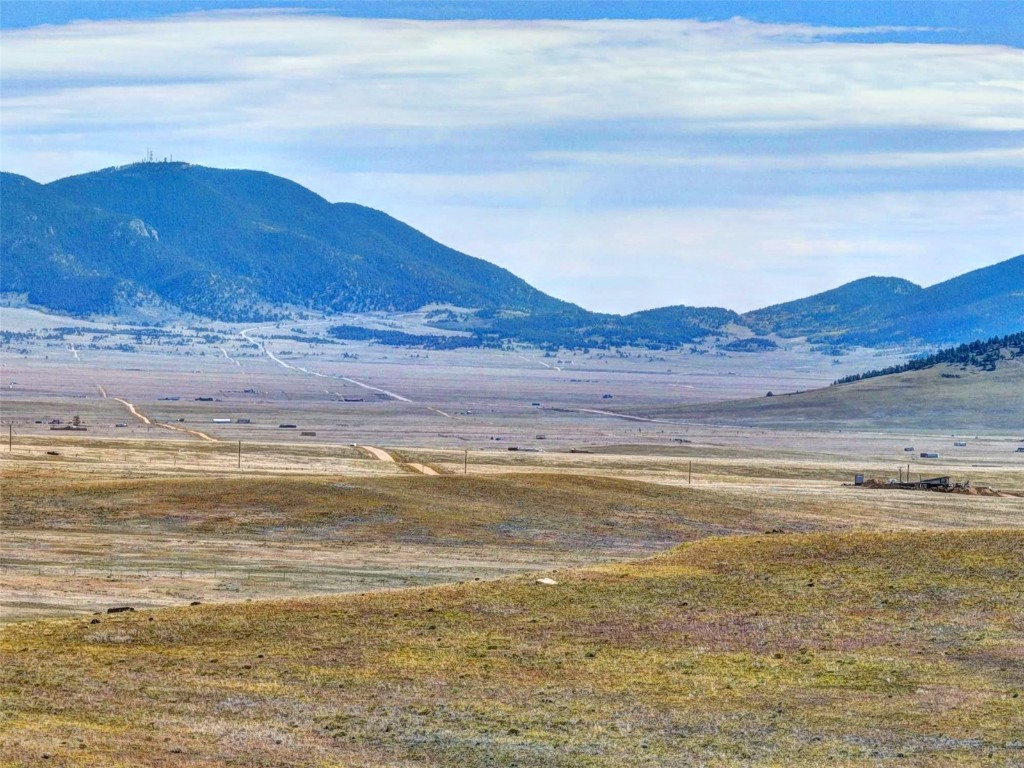 1014 Eagle Drive Hartsel, CO 80449 - Photo 14 of 19 a view of an ocean and a mountain