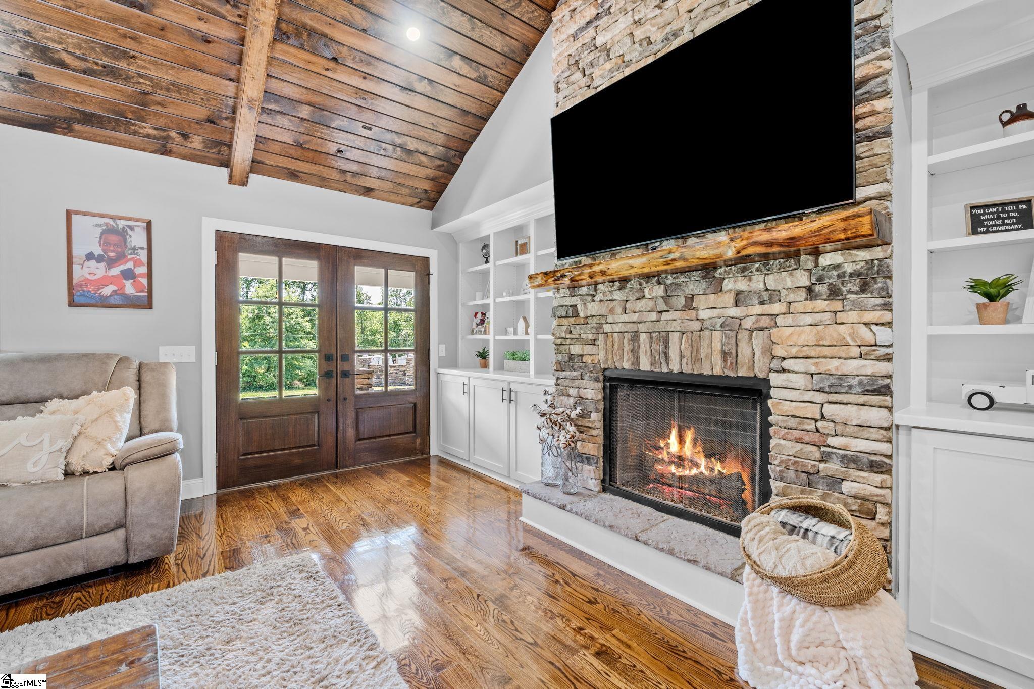 102 Ginko Ridge Pickens, SC 29671 - Photo 5 of 32