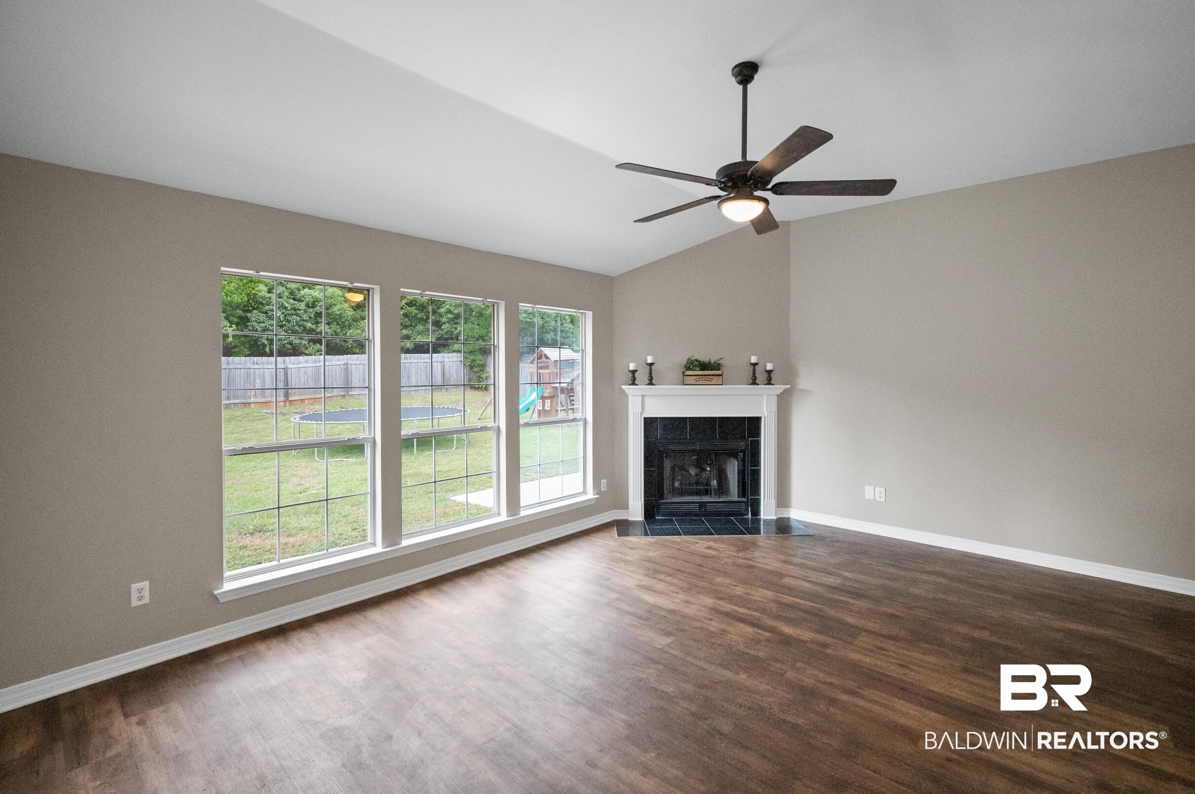1309 Forest Cove Drive Mobile, AL 36618 - Photo 11 of 31