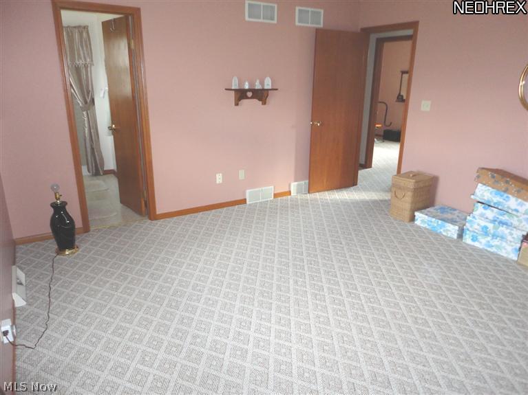 5120 Raspberry Lane Mineral Ridge, OH 44440 - Photo 9 of 12