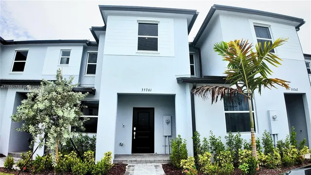 $2,200 | 35761 Southwest 178th Court, Unit 35761, Homestead, FL 33034