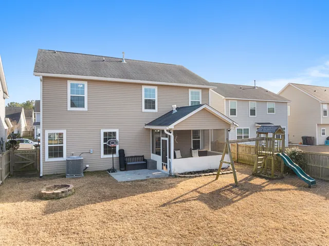 $415,000 | 106 Cooks Rest Lane, Moncks Corner, SC 29461