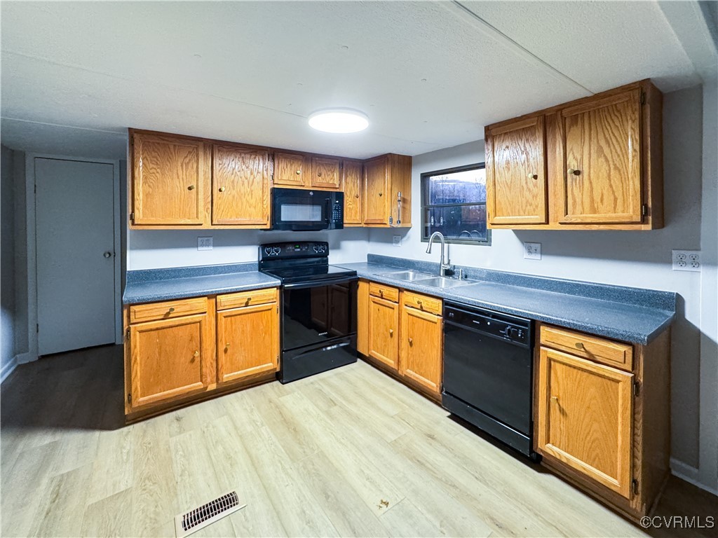 813 Plank Road Farmville, VA 23901 - Photo 3 of 9
