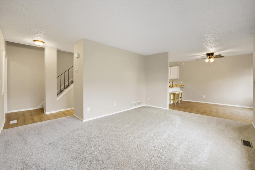5918 Cahill Avenue Inver Grove Heights, MN 55076 - Photo 12 of 28