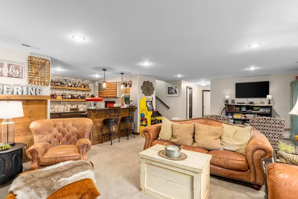 $554,900 | 1317 North Shadow Rock Drive, Andover, KS 67002