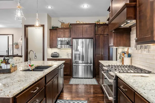 $554,900 | 1317 North Shadow Rock Drive, Andover, KS 67002