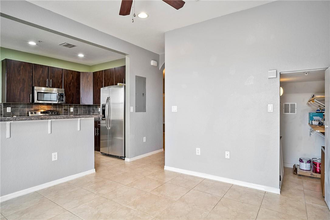 2851 Prospect Road, Unit 611 Tamarac, FL 33309 - Photo 11 of 31 Photo 11