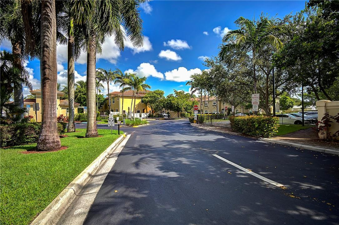 2851 Prospect Road, Unit 611 Tamarac, FL 33309 - Photo 29 of 31 Photo 29
