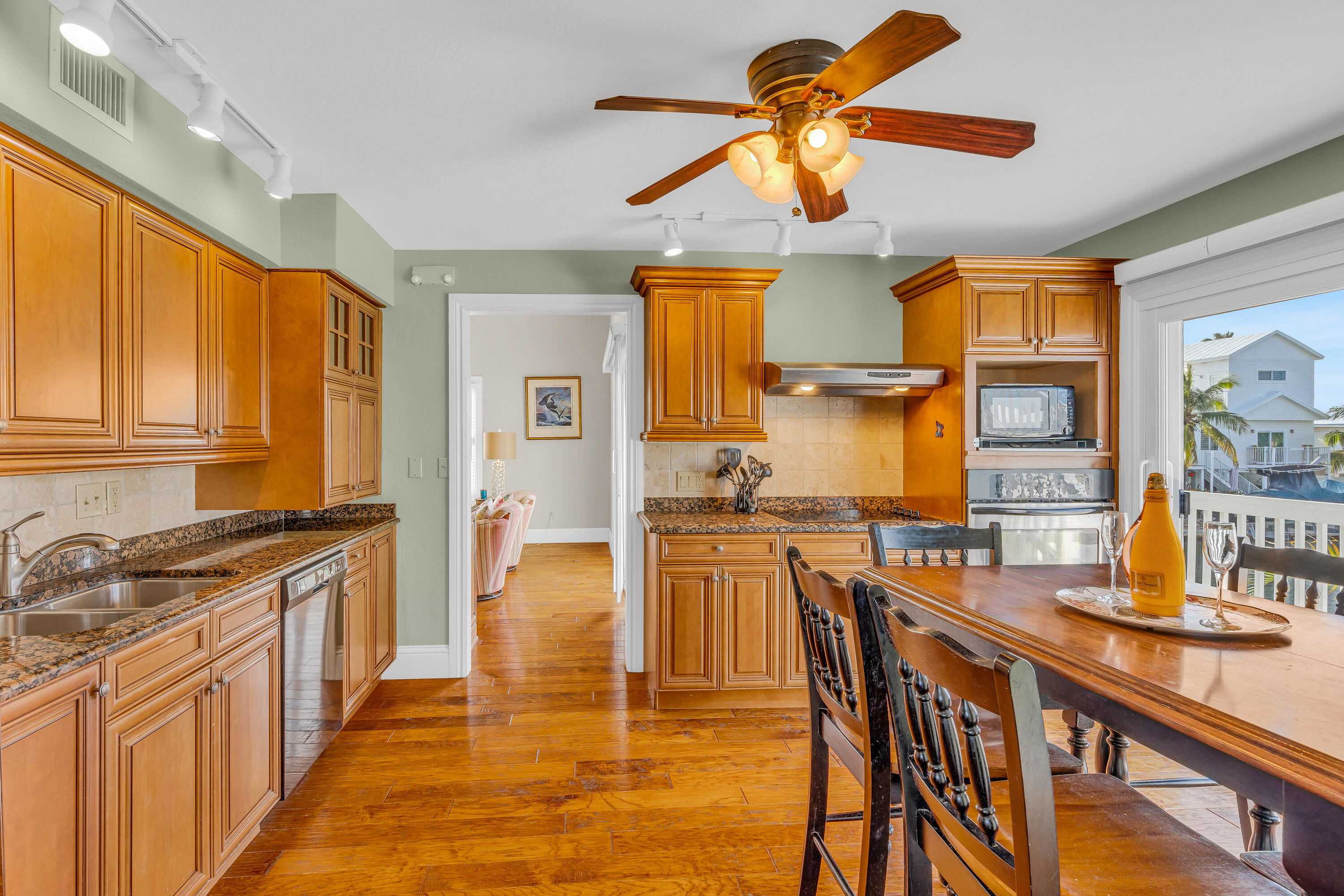 28537 John Silver Road Summerland Key, FL 33042 - Photo 23 of 45 Kitchen