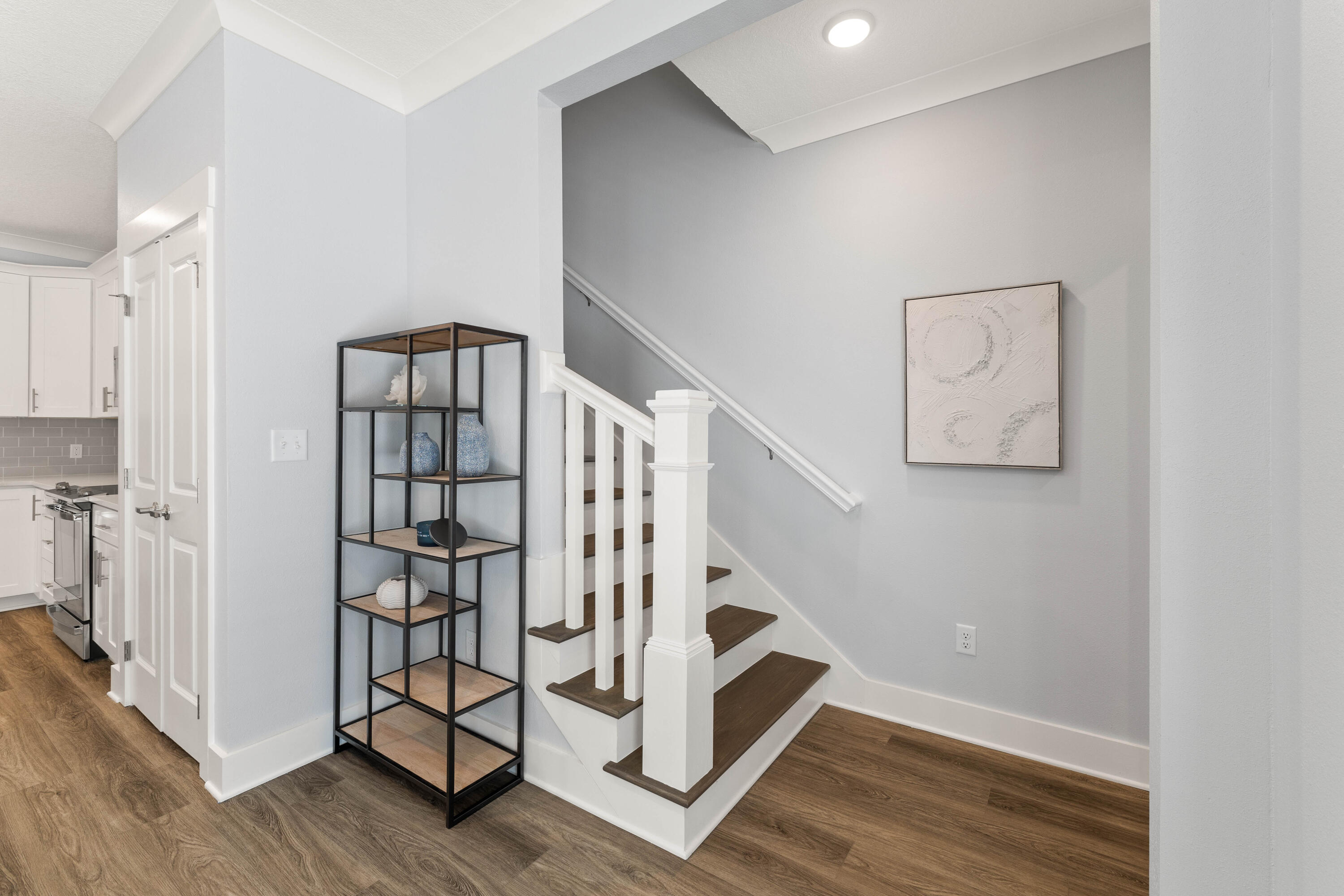100 Beach Drive, Unit 7 Destin, FL 32541 - Photo 15 of 33 a view of entryway with wooden floor