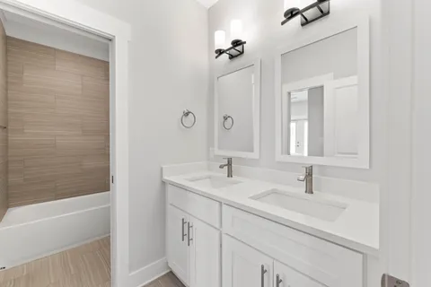 $439,000 | 100 Beach Drive, Unit 7, Destin, FL 32541