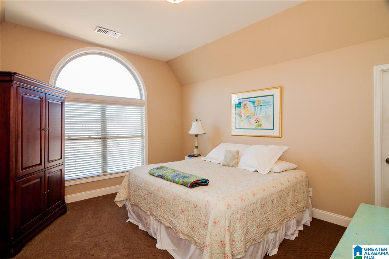 1013 Long Leaf Lk Way Helena, AL 35022 - Photo 20 of 34