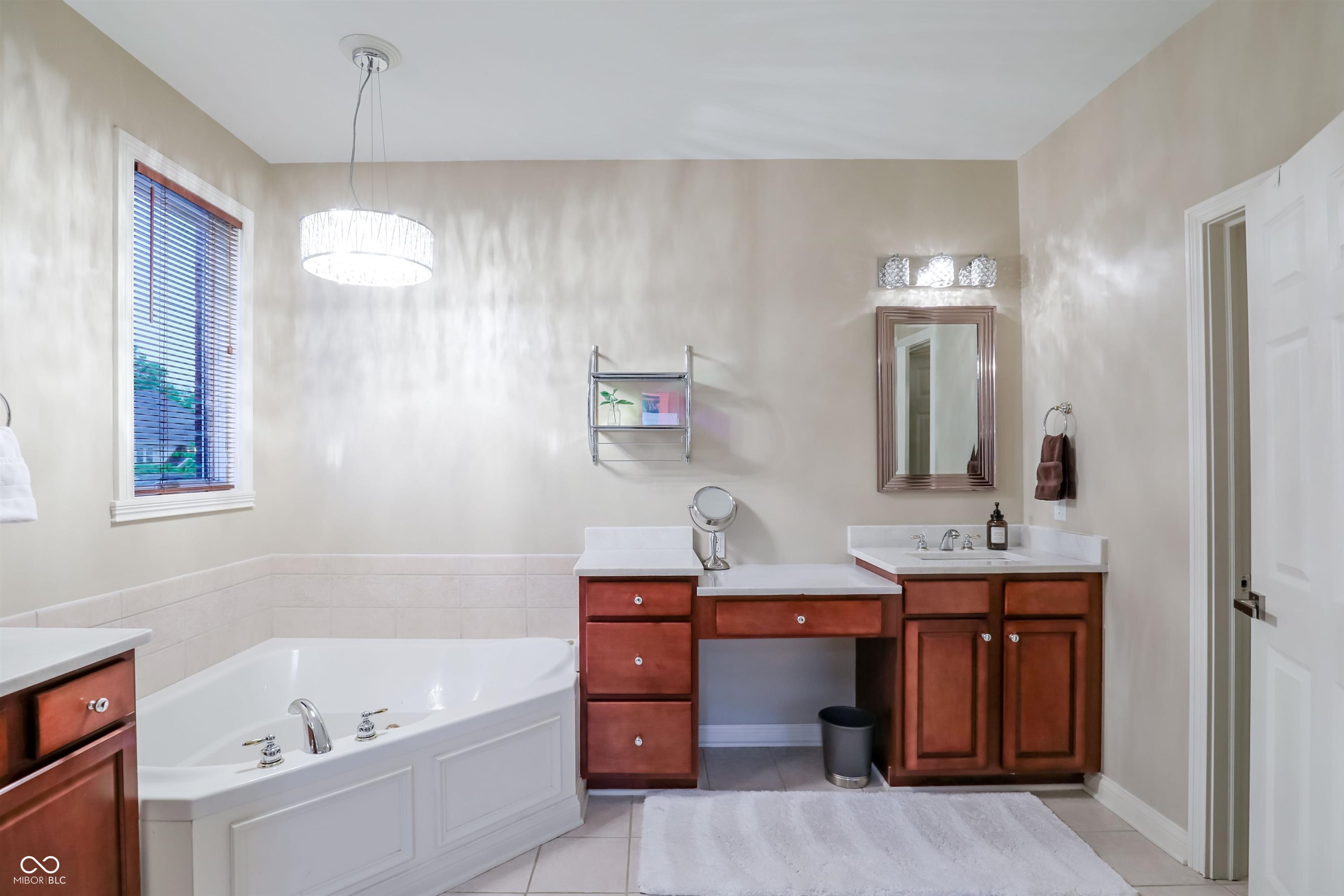 11154 Turfgrass Way Indianapolis, IN 46236 - Photo 41 of 86