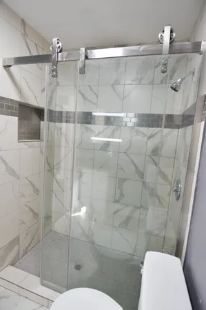 $1,300 | 807 7th Street, Unit 2, Galveston, TX 77550