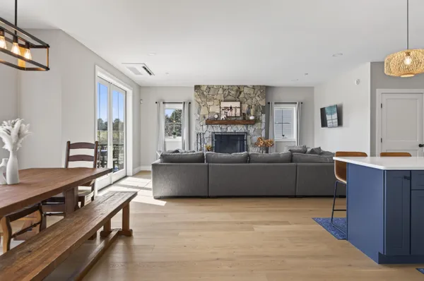 $1,295,000 | 78 Owl's Nest Road, Portland, ME 04102