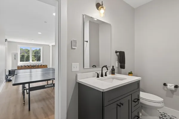 $1,295,000 | 78 Owl's Nest Road, Portland, ME 04102