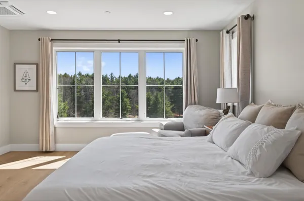 $1,295,000 | 78 Owl's Nest Road, Portland, ME 04102